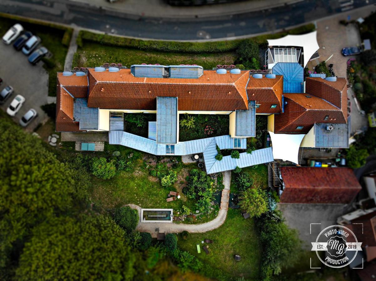 Parkhotel Flora บาดกรุนด์ ภายนอก รูปภาพ