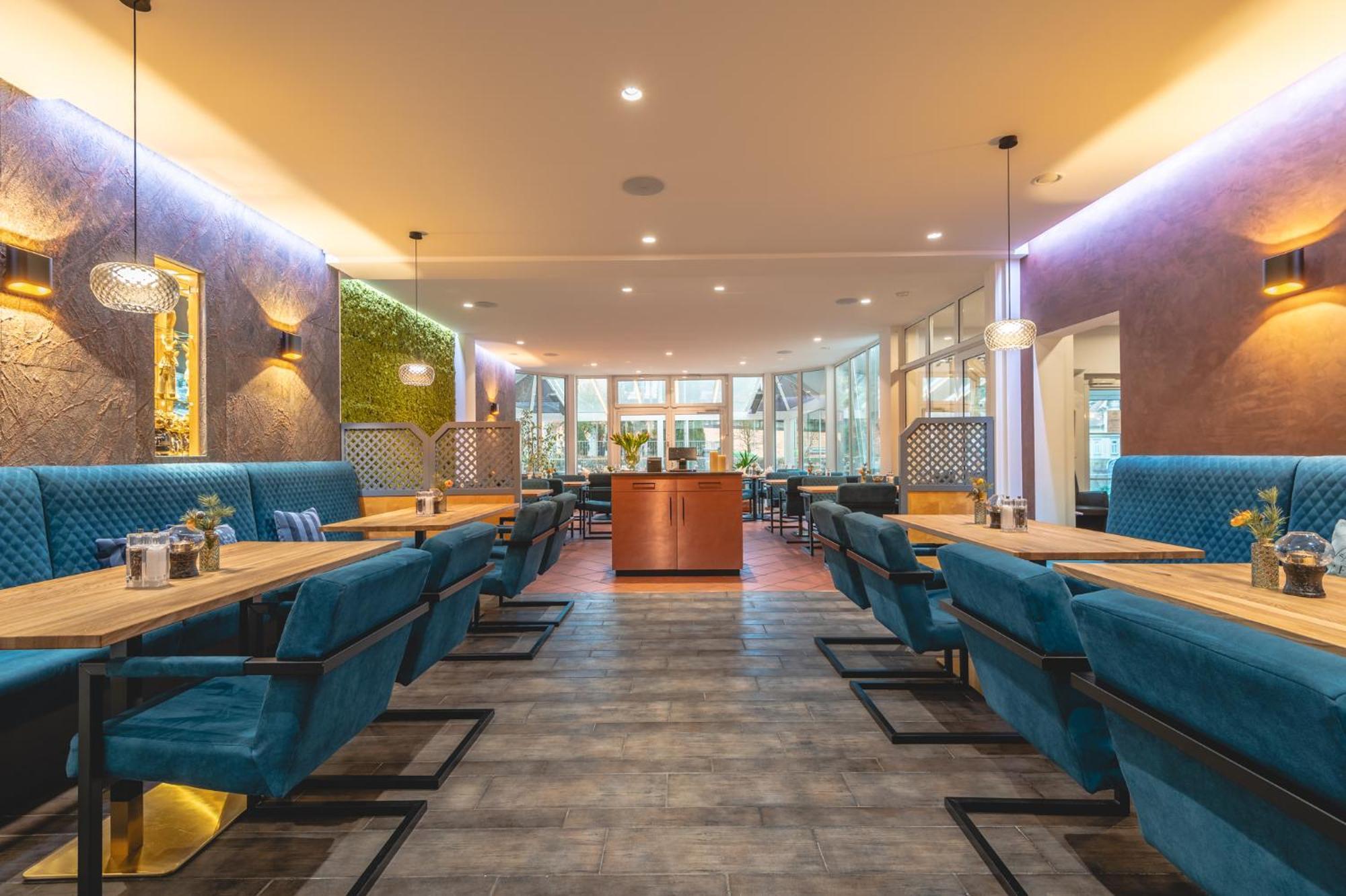 Parkhotel Flora บาดกรุนด์ ภายนอก รูปภาพ